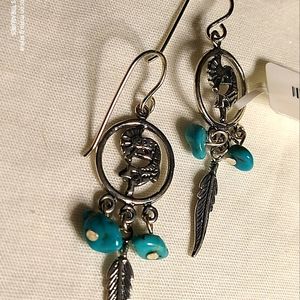 KOKOPELLI / FEATHER / TURQUOISE AND STERLING. HYPOALLERGENIC EAR WIRES. (E10174)